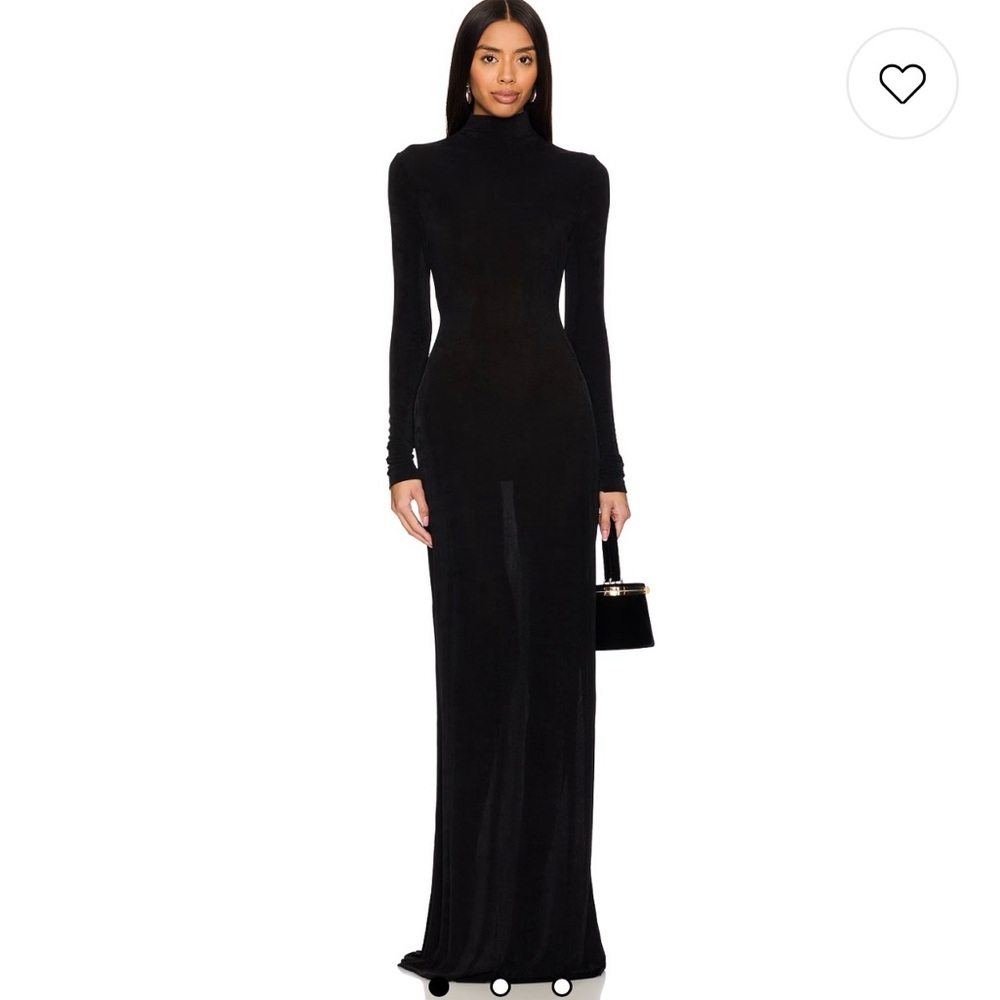 Norma Kamala Elegant Black Dress